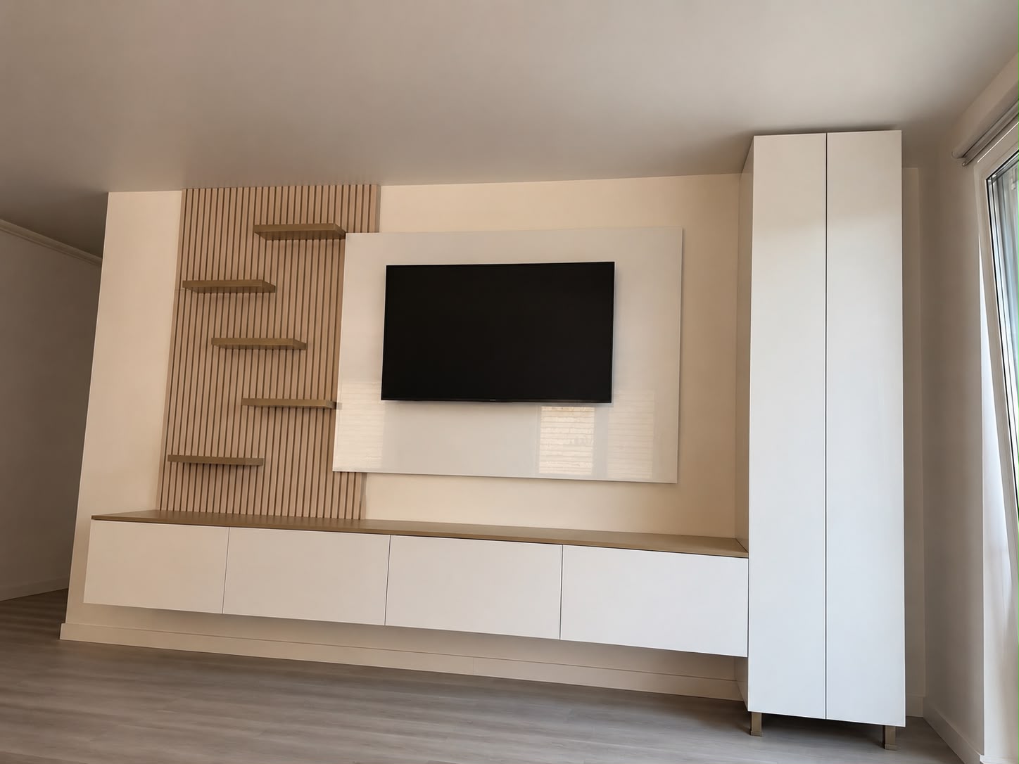 Mobilier modern pentru apartament cu fronturi AGT și iluminare LED